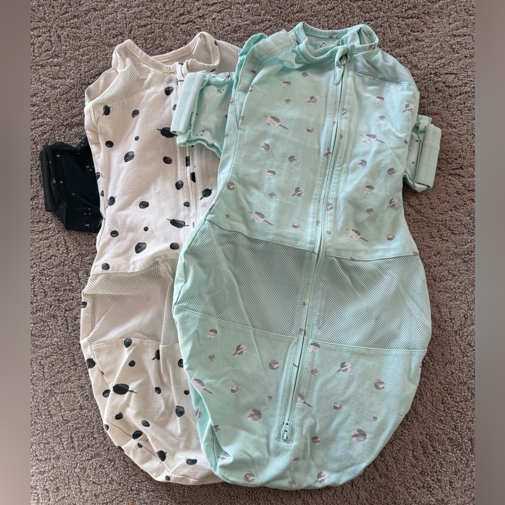 Snoo Sleep Sacks - Size Medium - Teal Planets and Ivory Planets
